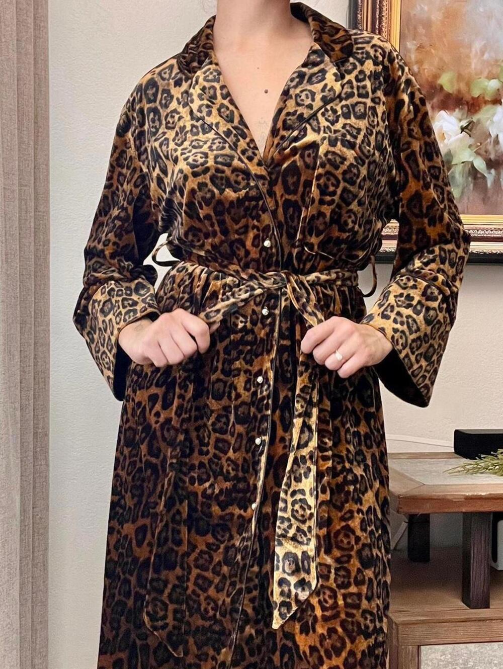 ReVe Haute Couture Leopard Print Belted Dress Robe